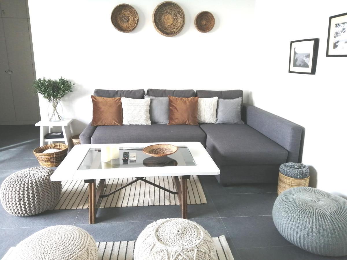 Atico Con Fantasticas Vistas Al Mar Y La Iglesia Apartment Sitges Exterior photo